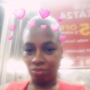 Meet your Posher, Sharon