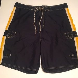 Men's Old Navy Brand board shorts swim trunks XL Men's Old Navy Brand board shorts swim trunks XL