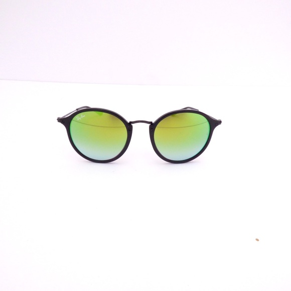 100% Authentic Ray-Ban Round Icon Black Sunglasses - Picture 4 of 8