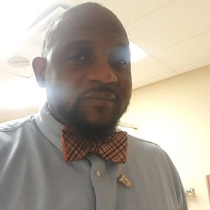 Meet your Posher, Charles e.