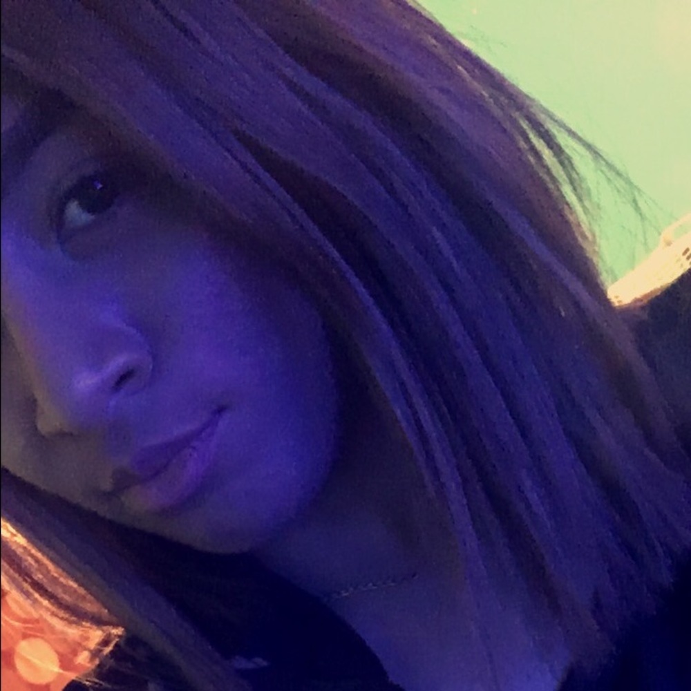 Meet your Posher, Mariana