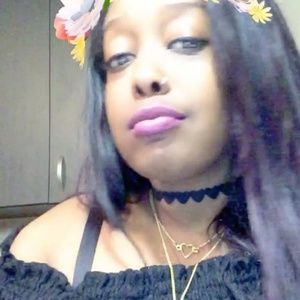 Meet your Posher, Sabrina