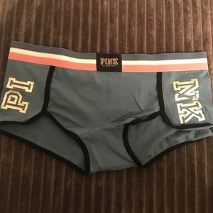 VS PINK BOYSHORTS