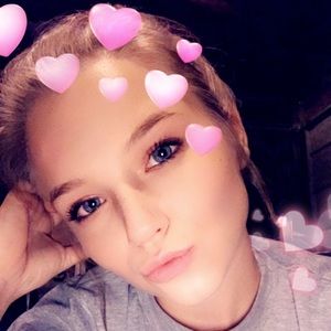 Meet your Posher, Ariel