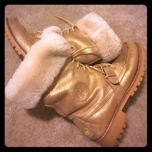 Winter boots