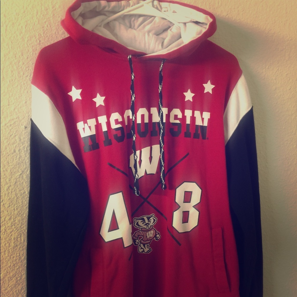 Wisconsin hoodie plus free sweater