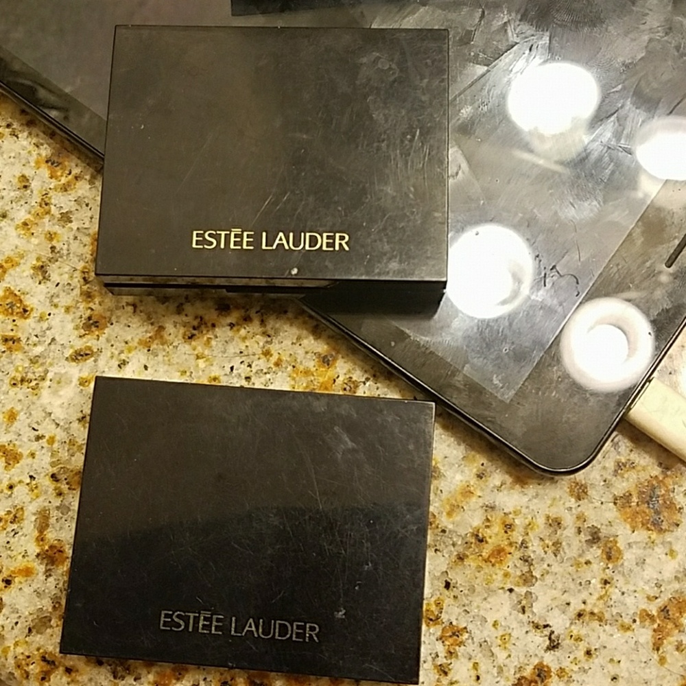 Estēe Lauder - Picture 2 of 2