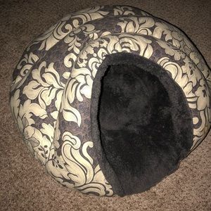 BOGO Dog Burger Bed
