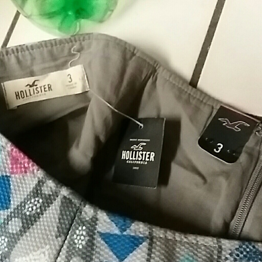 Skirt - Picture 2 of 3