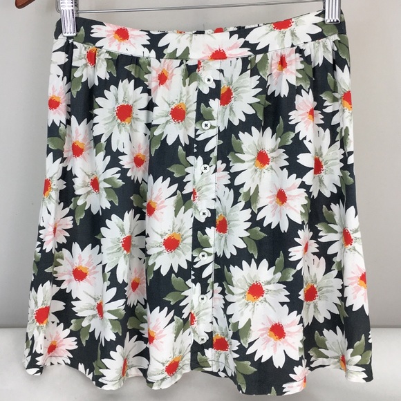 Hollister Dresses & Skirts - Hollister Daisy Button Up Skater Skirt