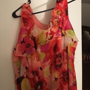 WOMAN’s FLORAL DRESS