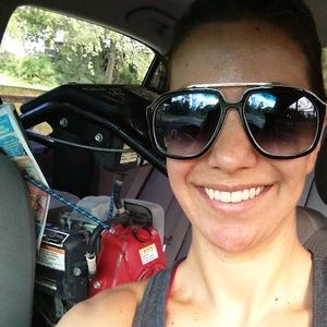 Meet your Posher, Pamela