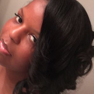 Meet your Posher, Shannon