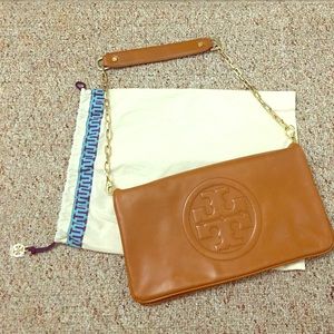 Tory Burch Bombe Reva Clutch ✨