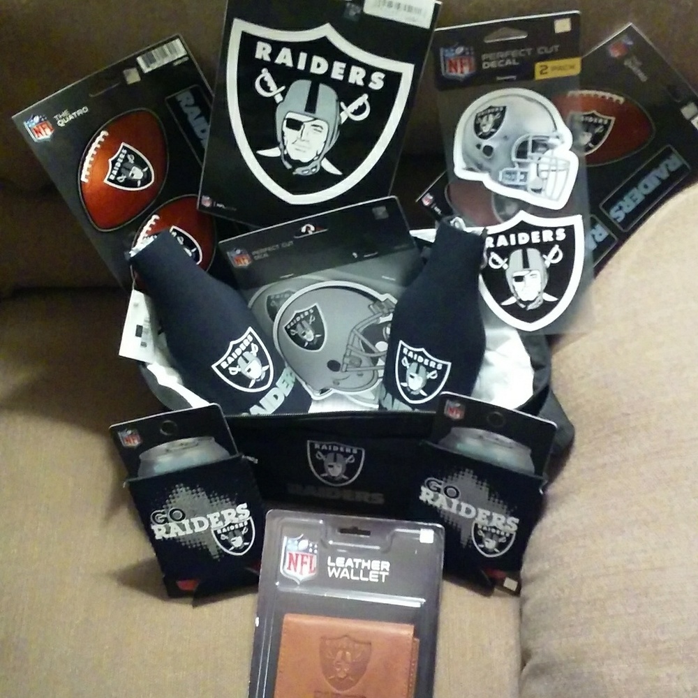Raiders Gift Pack