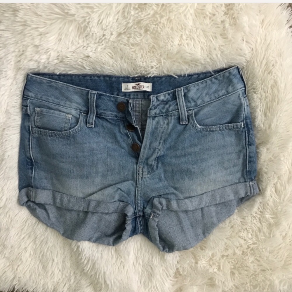 Hollister button up shorts