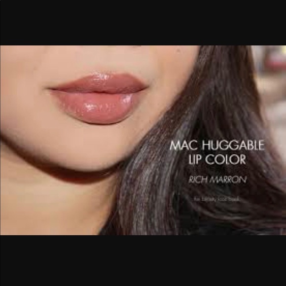 MAC huggable lipcolour in rich marron - Picture 4 of 6