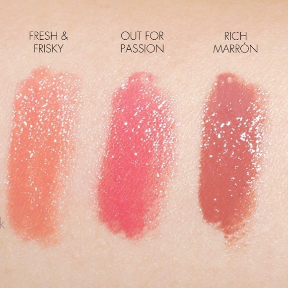 MAC huggable lipcolour in rich marron - Picture 5 of 6