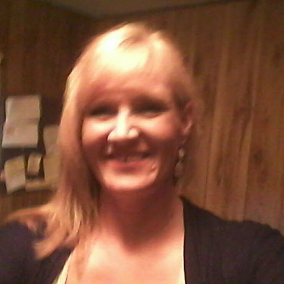 Meet your Posher, Angela - Picture 4 of 4