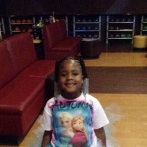 Meet your Posher, Carla