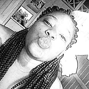 Meet your Posher, Alicia