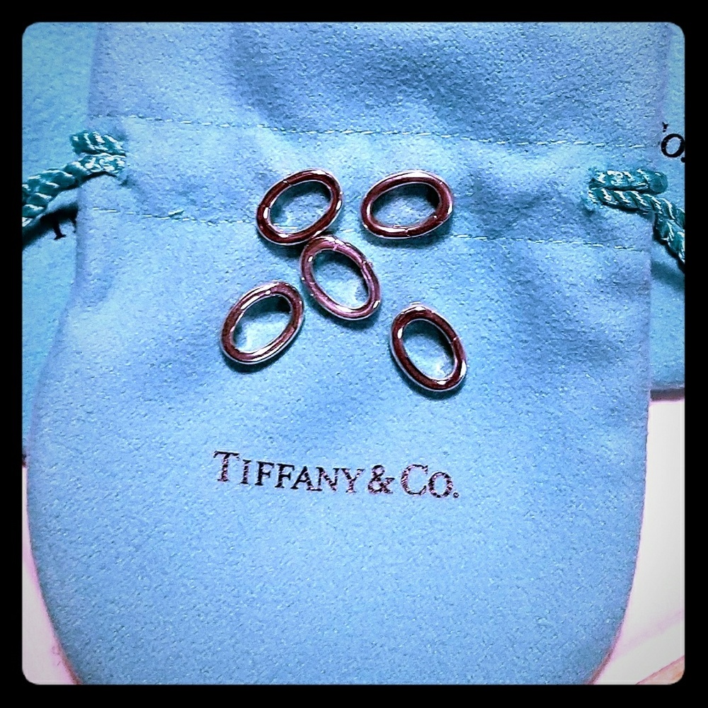 ❤SOLD EBAY!!❤Tiffany & Co. Oval Link Clasps