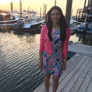 Meet your Posher, Nicole