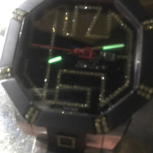 Haimov 2 carat yellow diamond timepiece. - Picture 6 of 8