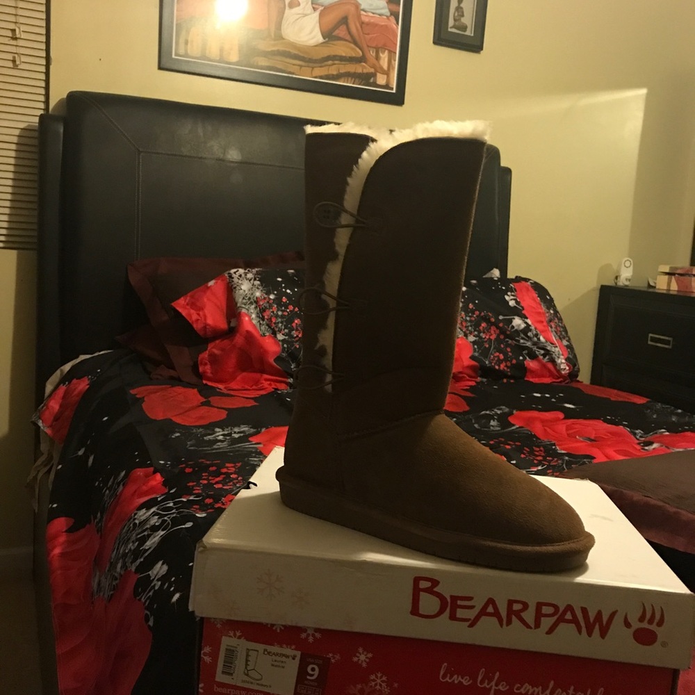 Bear paw boots
