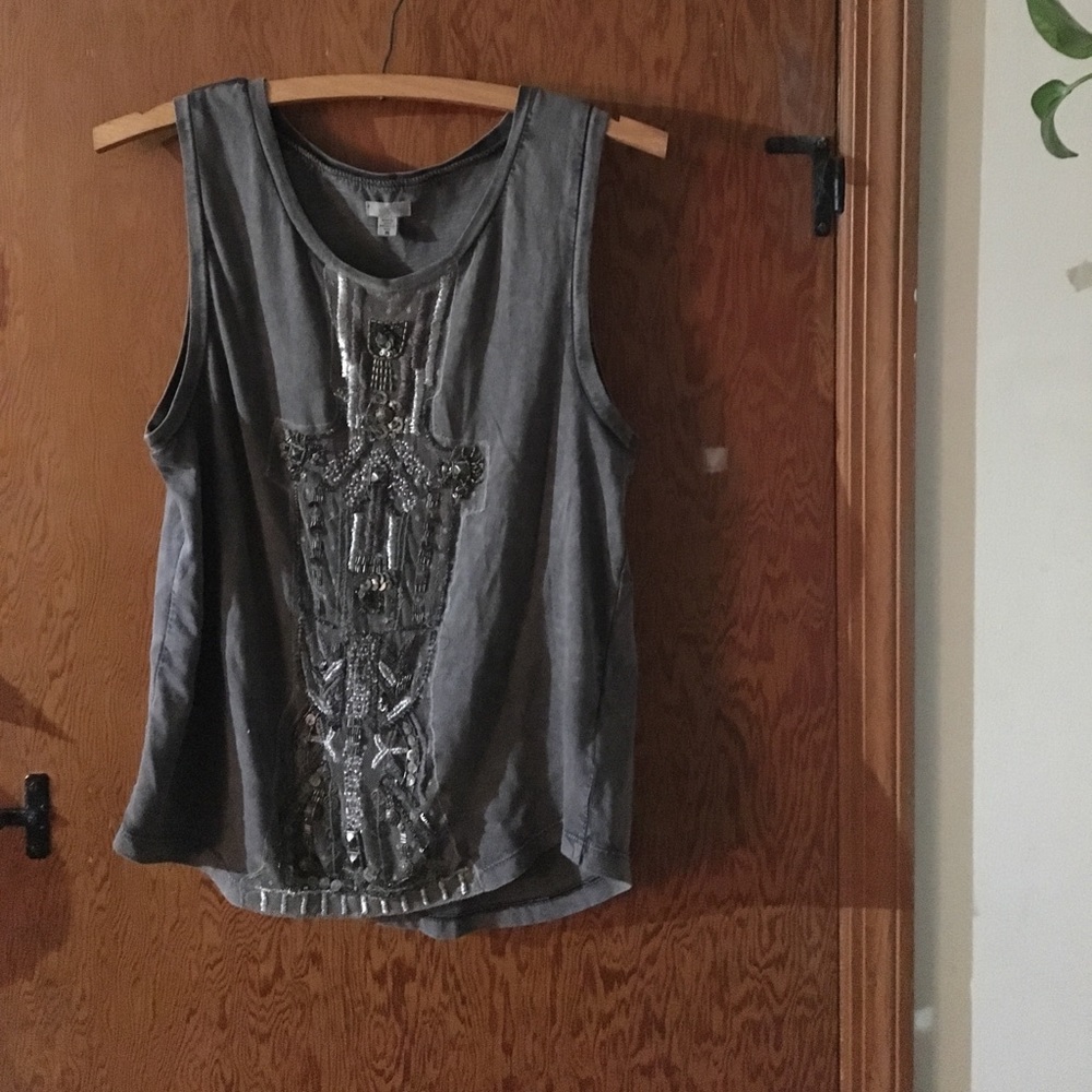Embellished tank