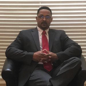 Meet your Posher, Larry