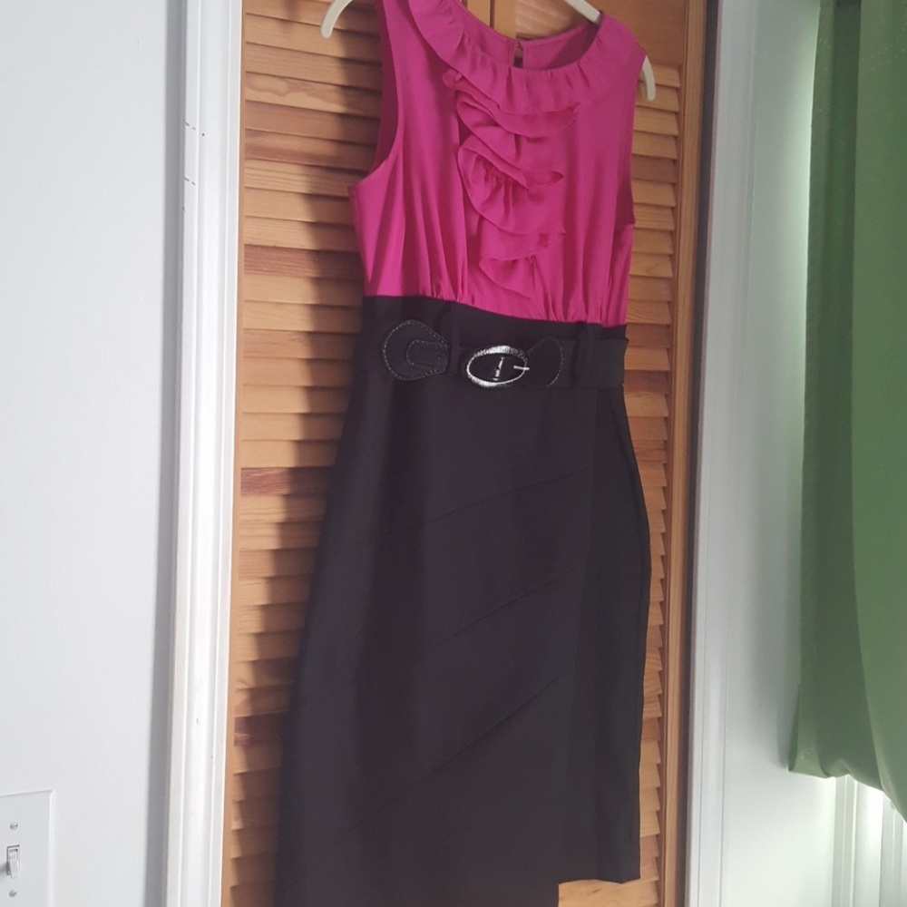 Adorable party dress with belt