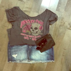 Custom cut motley crew t Shirt Size m