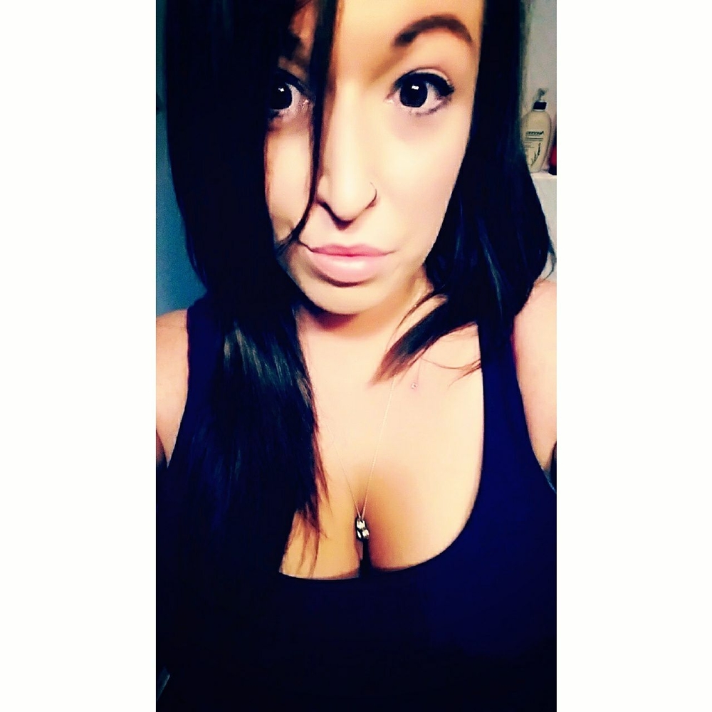 Meet your Posher, Briana