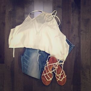 White sleeveless dress shirt size m