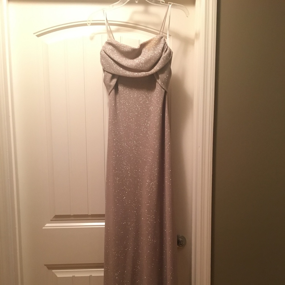 NWT Stunning light gold evening gown