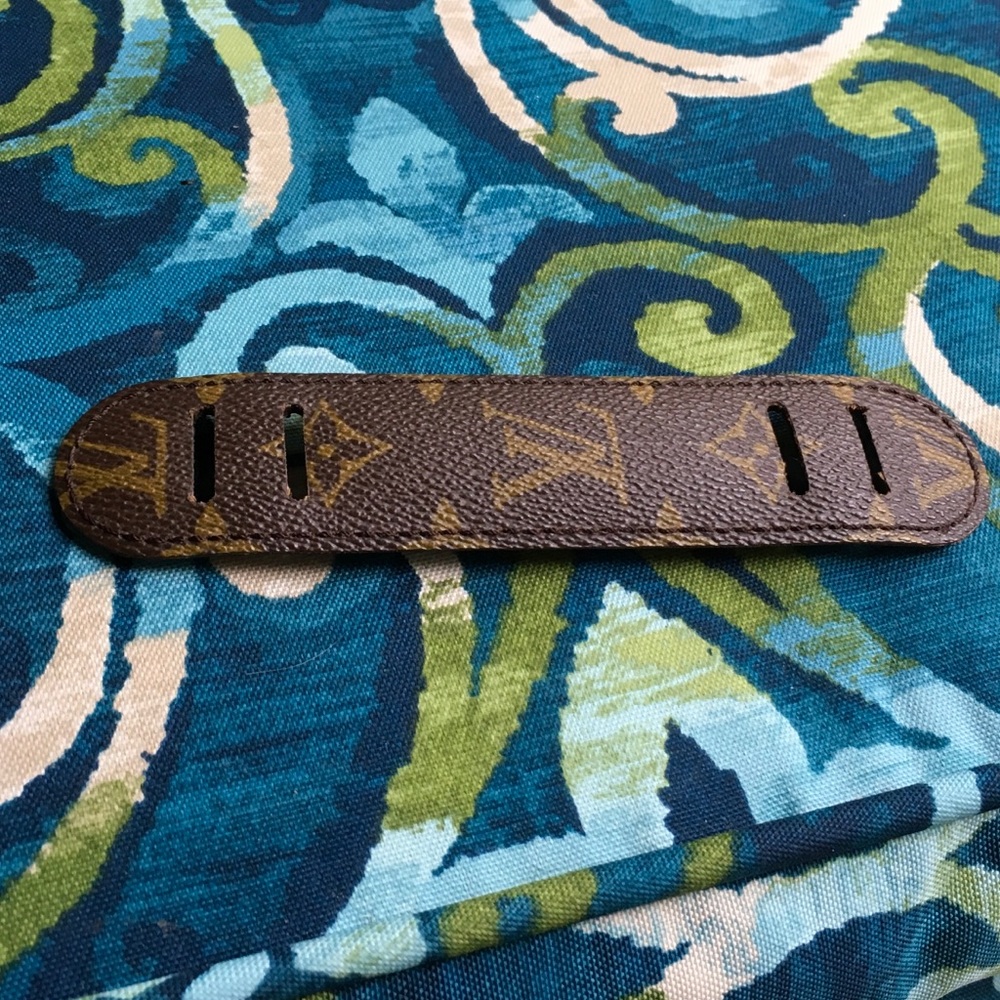 Authentic Louis Vuitton Non Slip Shoulder Pad