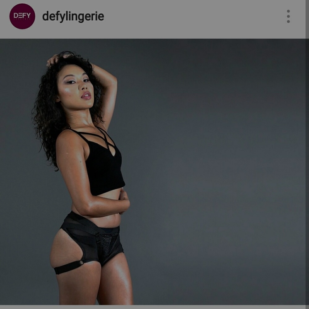 Cheeky lift DEFY LINGERIE