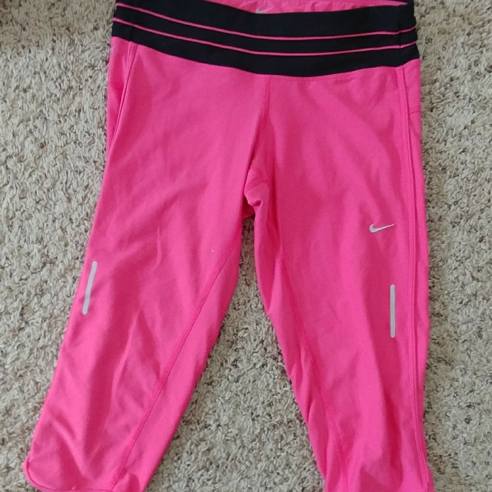Nike capris