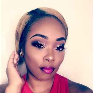 Meet your Posher, Cierra