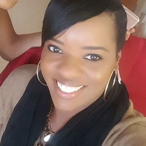 Meet your Posher, Monica