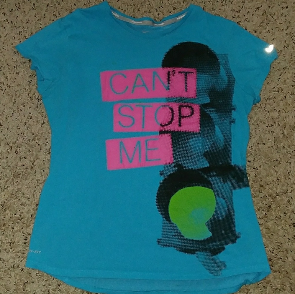 Nike tshirt