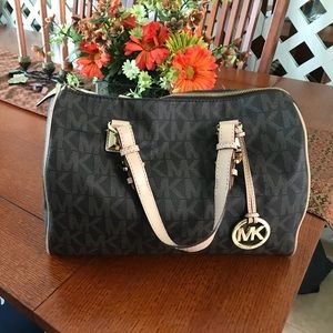 Michael kors bag