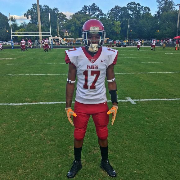 Meet your Posher, Cassandra - Picture 1 of 1