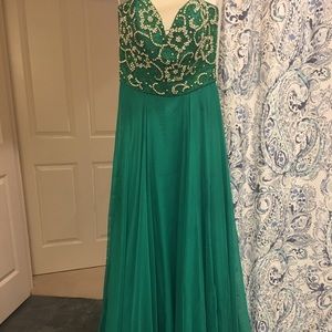 Sherri Hill Beaded Emerald Green prom dress