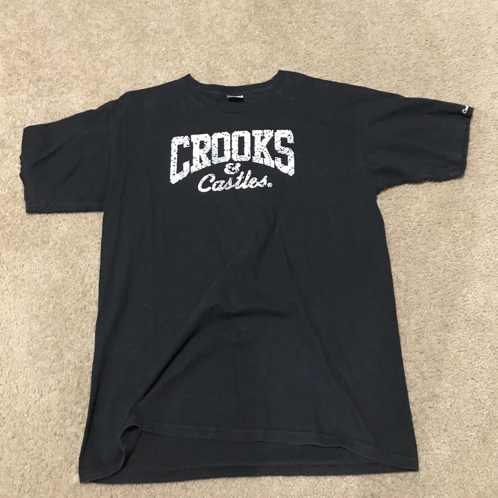 Crooks & Castles Black T.