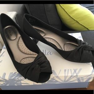 Abella laura pump