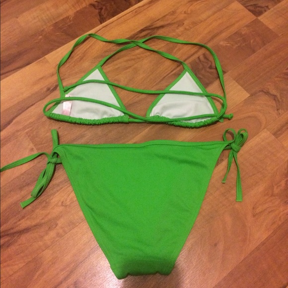 🌴NWOT VS bikini🌴 - Picture 3 of 6
