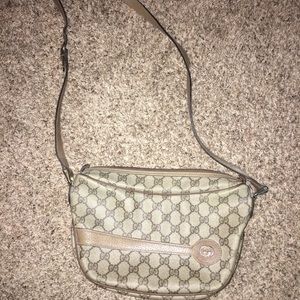 Gucci vintage crossbody