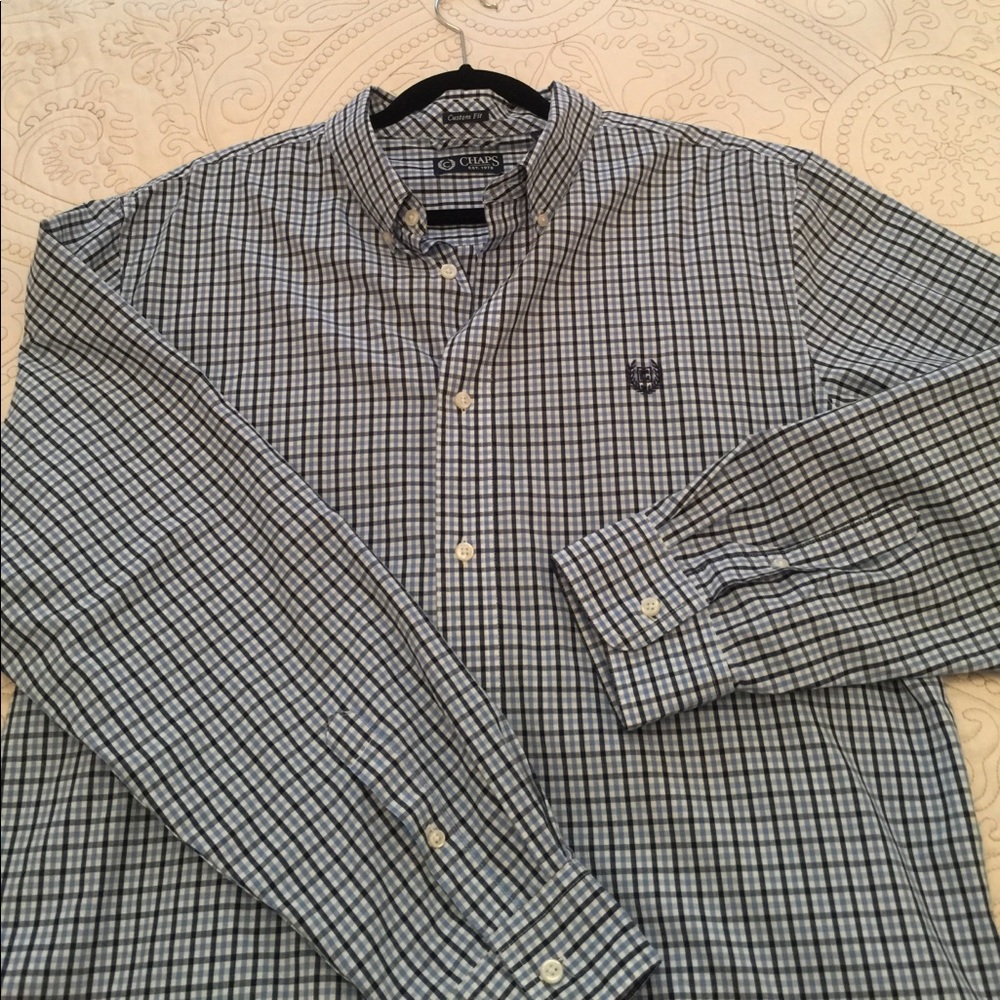 Chaps long sleeve shirt. Wore once.